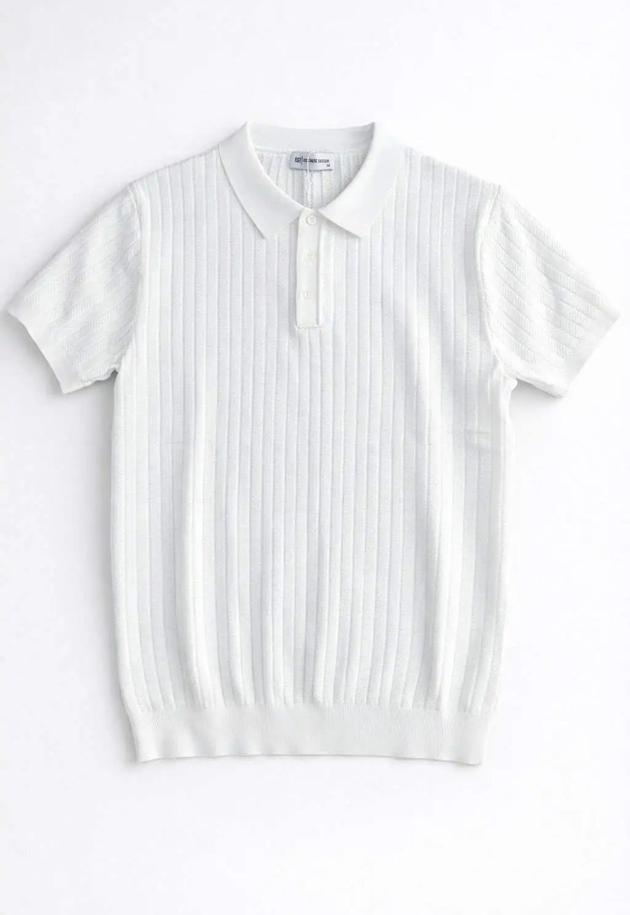 Polo en maille côtelée – Élégance moderne