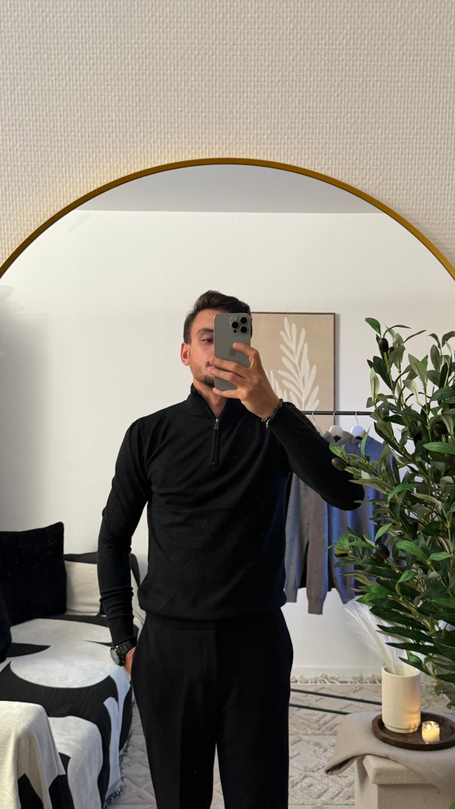 pull à manches longues avec col zippé