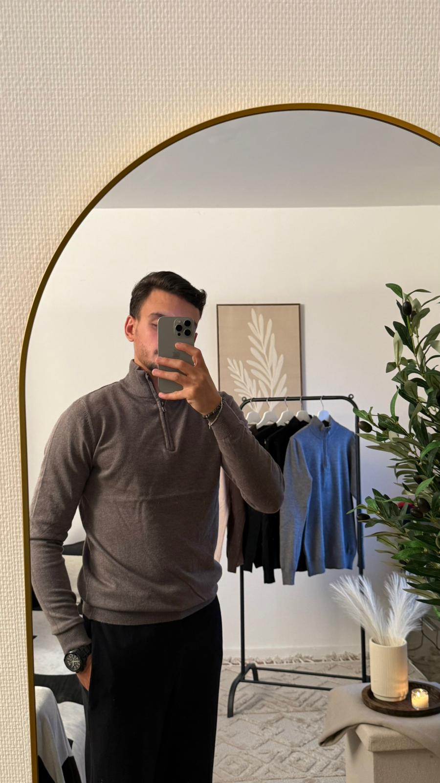 pull à manches longues avec col zippé
