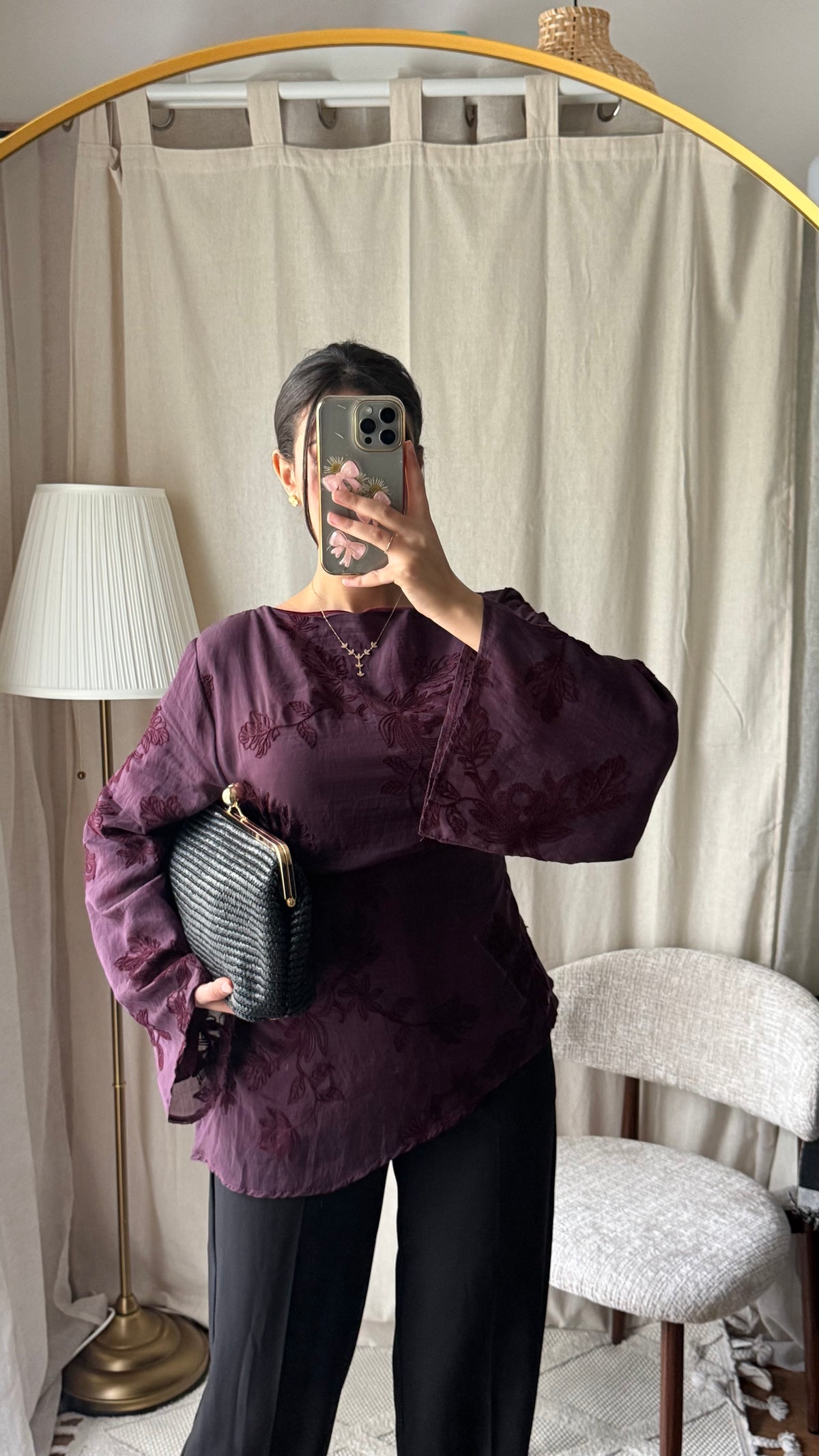 Blouse brodée à nouer dans le dos
