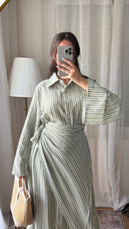 Robe longue rayée col chemise