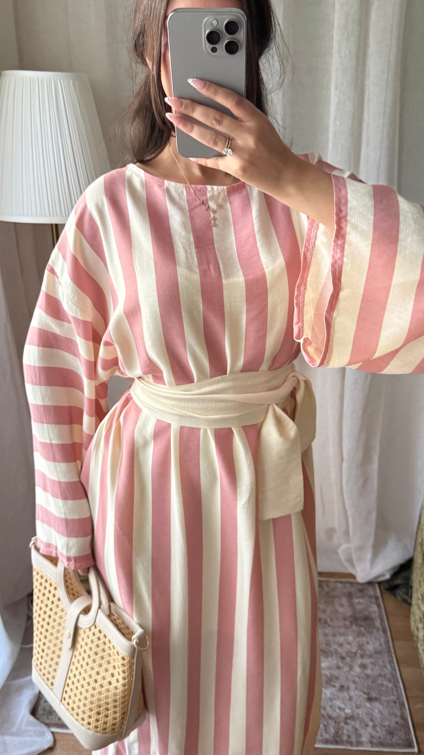 Robe effet lin à rayures avec ceinture large