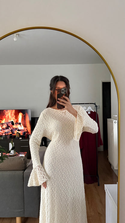 Robe dentelle doublé à nouer à la taille crème
