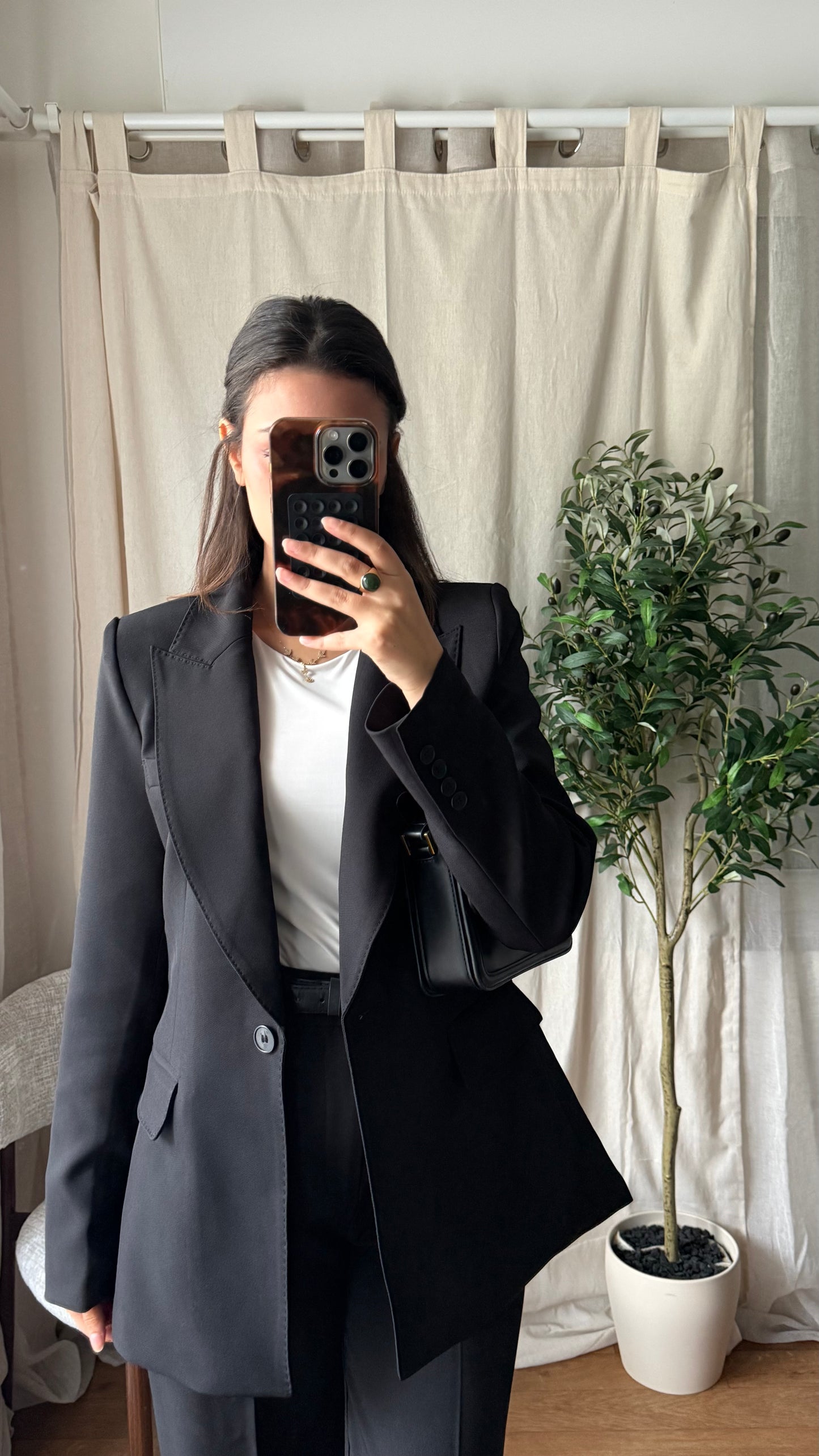 Tailleur Premium Noir – Blazer & Pantalon