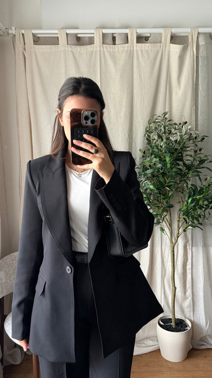 Tailleur Premium Noir – Blazer & Pantalon