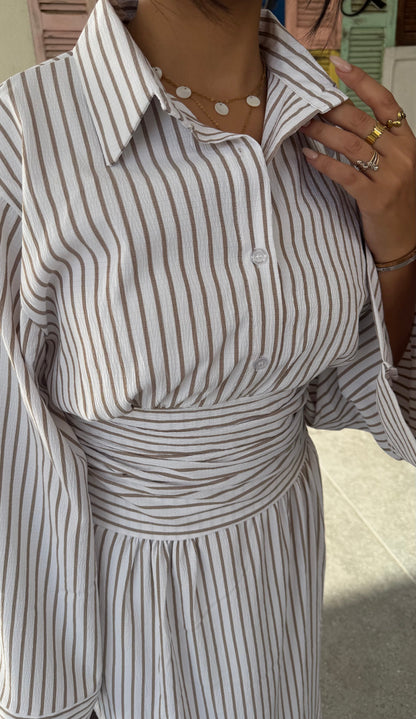 Robe chemise longue rayée Riya à ceinture / COFFEE