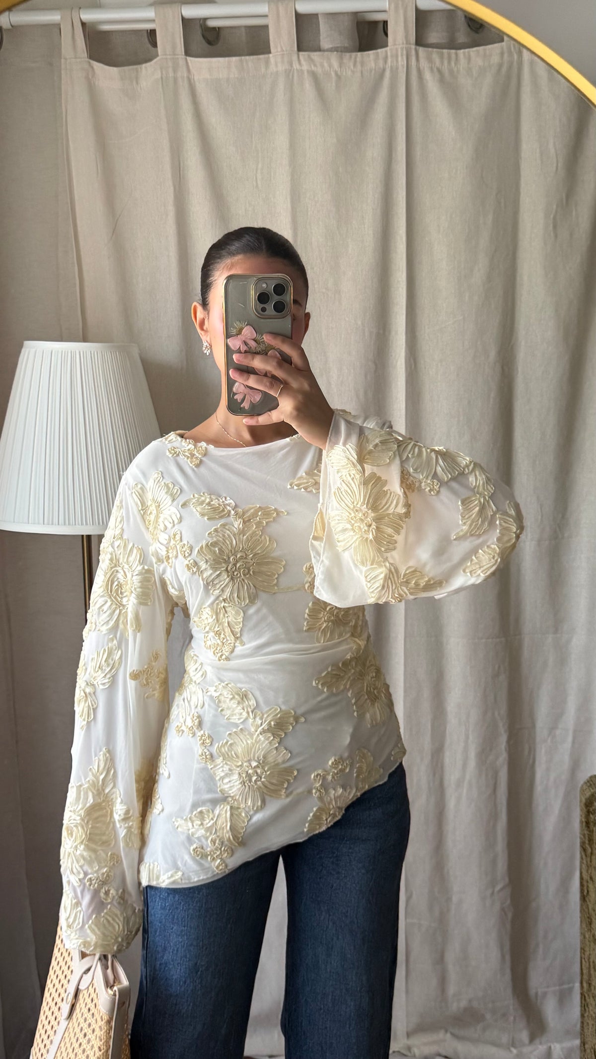 Blouse jaune pastel 3D à nouer dans le dos