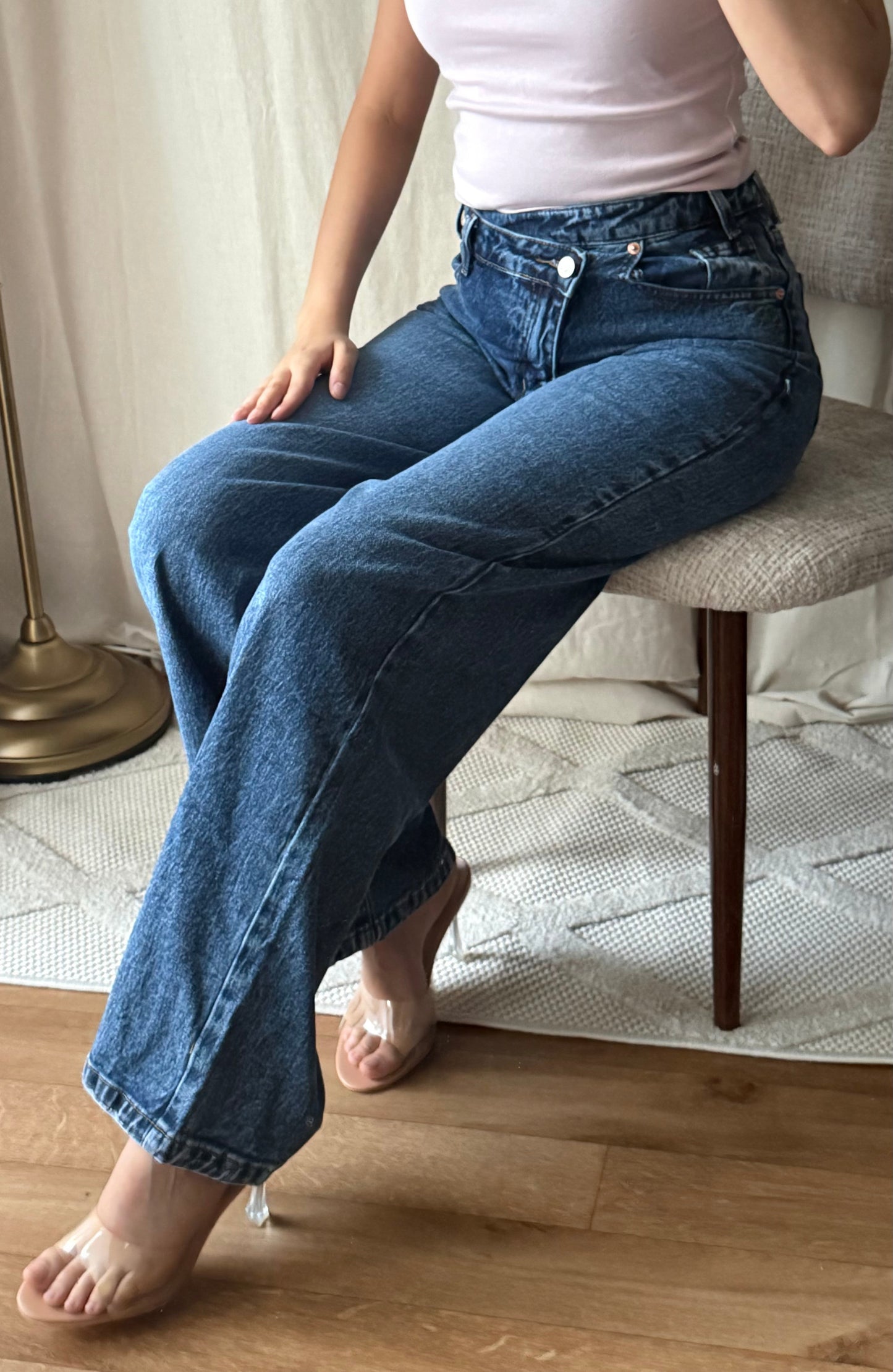 Jean asymétrique bleu foncé 100% coton