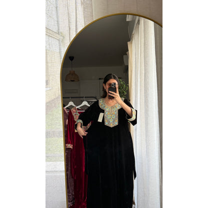 Robe longue d’intérieur en velours