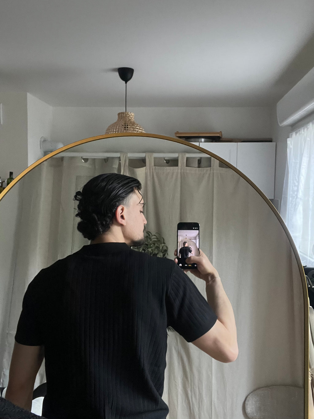 Polo en maille côtelée – Élégance moderne