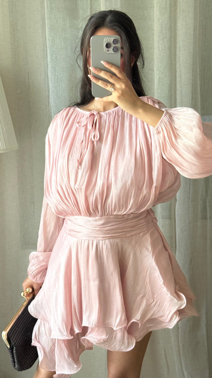 Robe Courte Plissée rose – Taille Corset & Volants