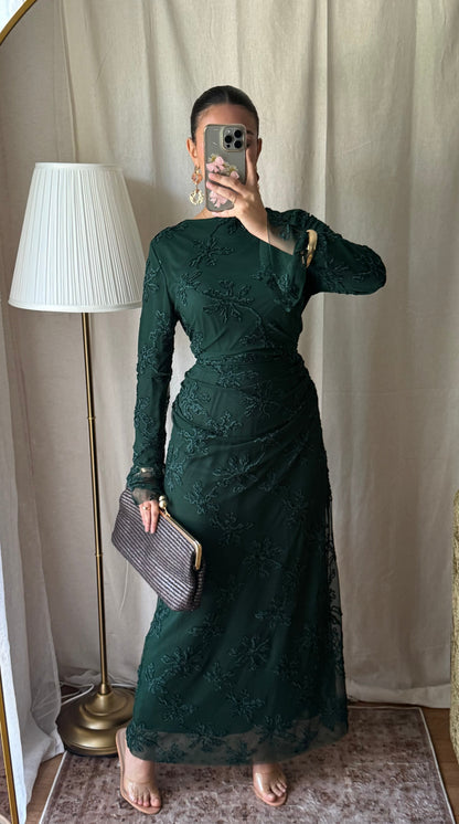 Robe kaki longue en tulle doublé à motifs brodés