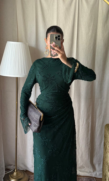 Robe kaki longue en tulle doublé à motifs brodés