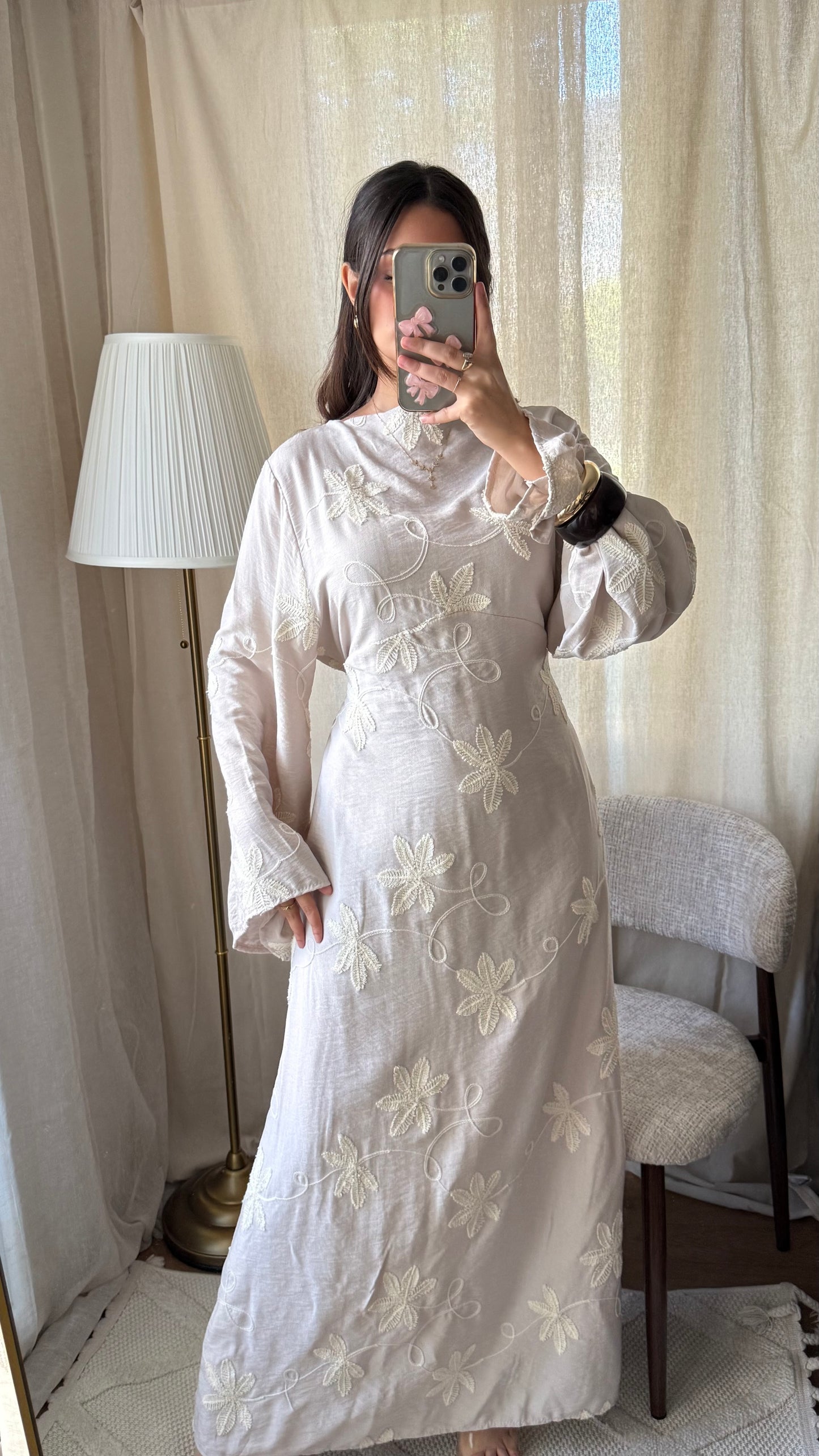 Robe Flora brodée / beige