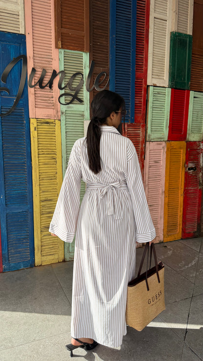 Robe chemise longue rayée Riya à ceinture / COFFEE