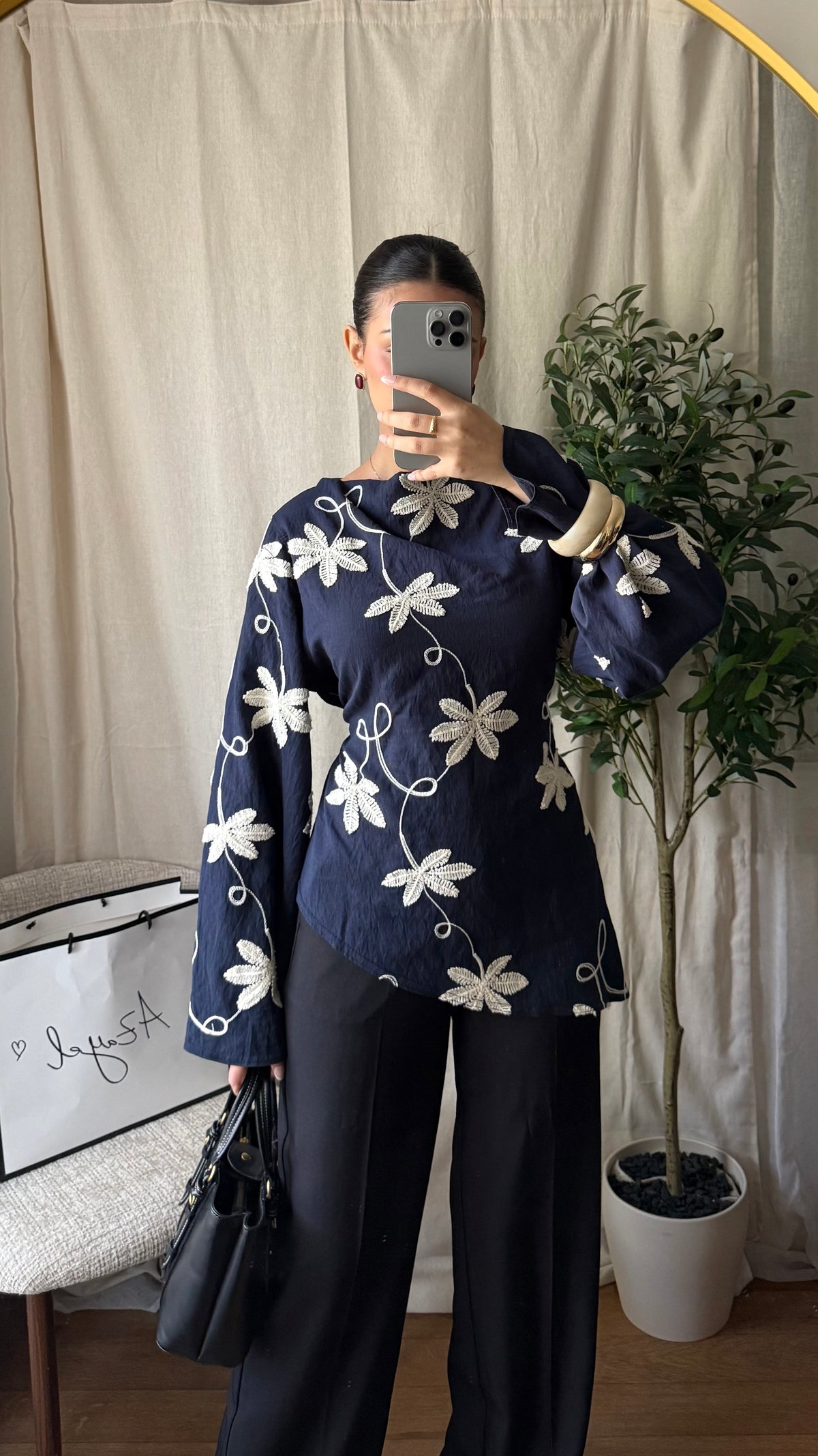Blouse brodée asymétrique Flora / BLUE