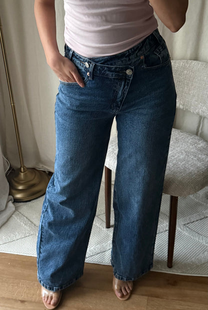 Jean asymétrique bleu foncé 100% coton