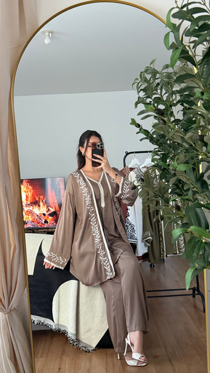 Ensemble jabador brodé