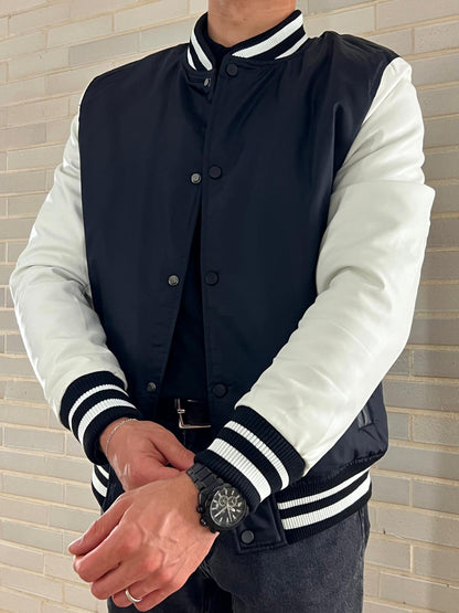 Veste Teddy Noir et Blanc - Style Intemporel et Confort Assuré