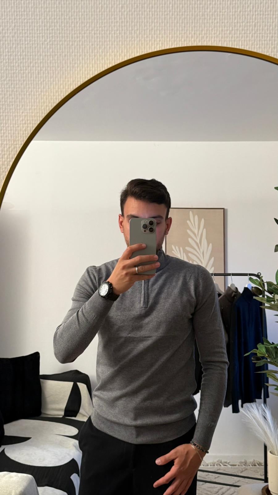 pull à manches longues avec col zippé