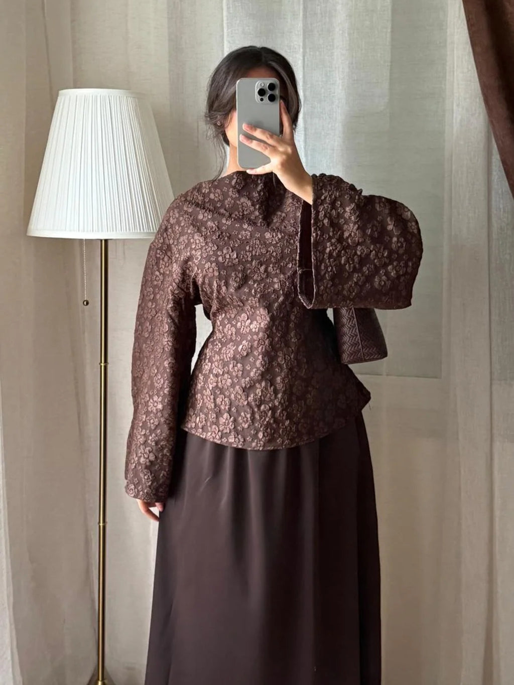 Blouse jacquard marron à manches évasées