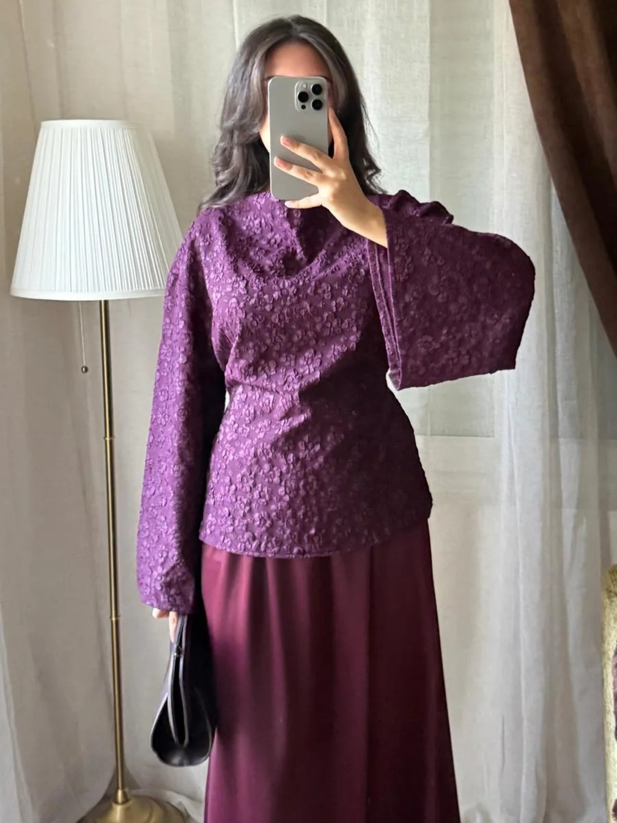 Blouse jacquard prune à manches évasées