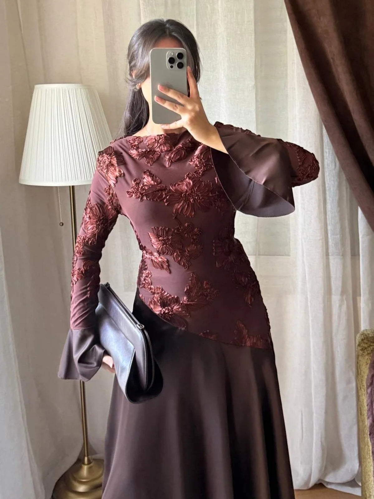 Robe longue chocolat manches évasées