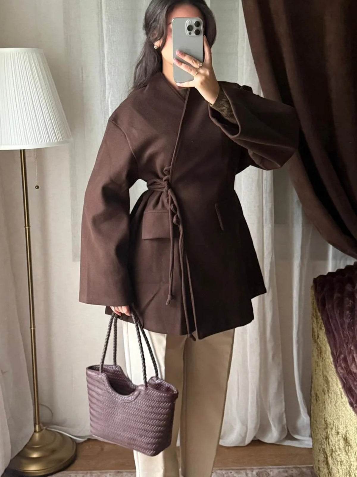 Veste chocolat manches amples look automne